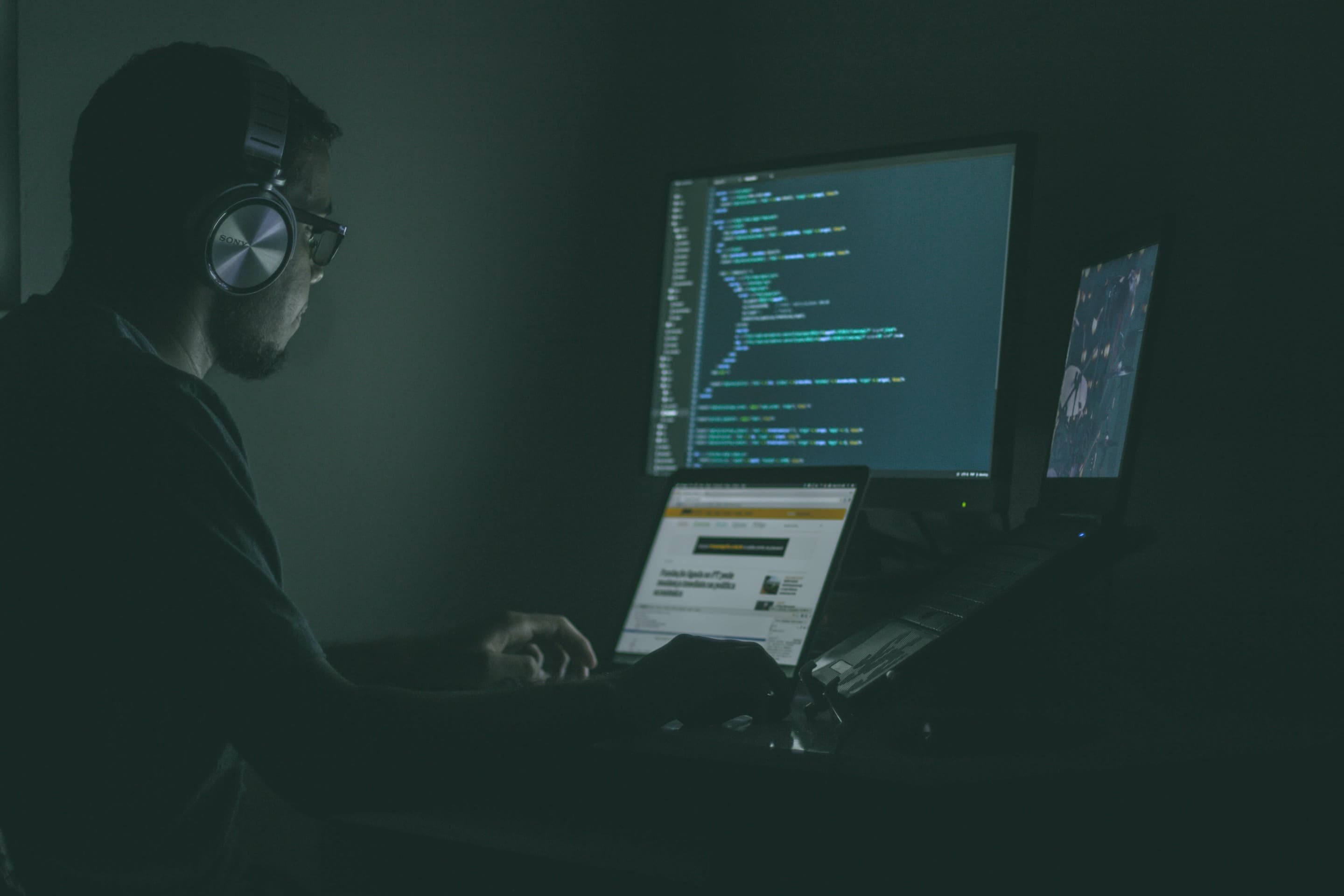 Structuring Clean API Responses in NestJS with Interceptors and Pagination - thumbnail